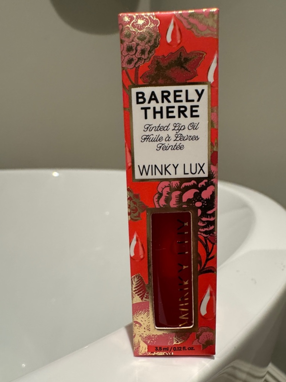 WINKY LUX Barely There Tinted Lip Oil flush